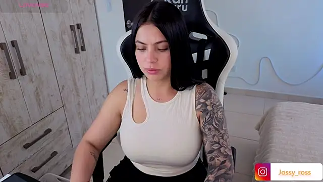 XXX chat uživo modela Victoryyy_