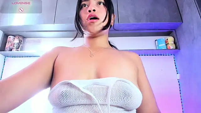 vickylatina_ Adlı Modelin Canlı XXX Sohbeti