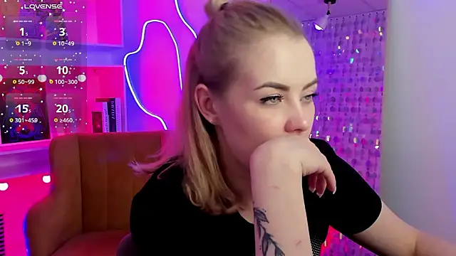 แชท XXX สดของ StephanieSweety