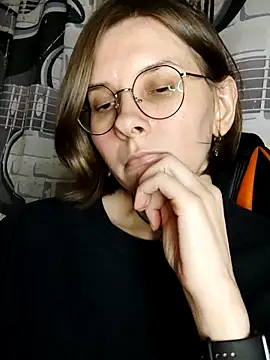 Chat +18 de Aashikalaa ao vivo