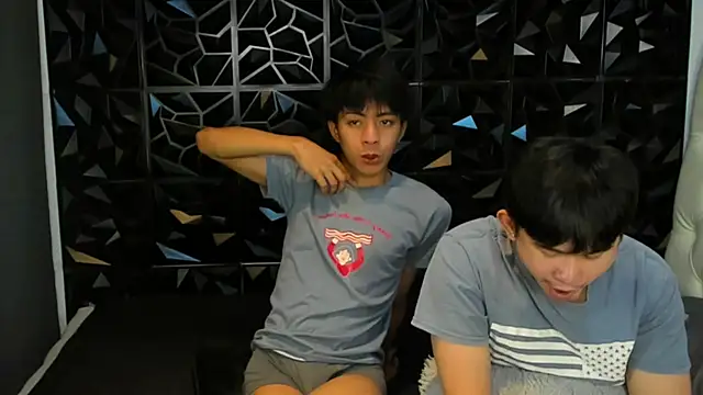 davincihugecock 即時 XXX 聊天