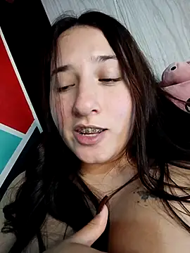 Mysticdooll69 লাইভ XXX চ্যাট