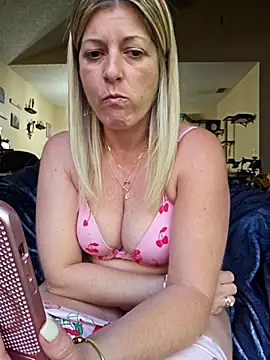 Chat +18 de NikkiBlisss ao vivo