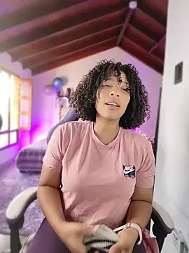 DannaBerry: απευθείας συνομιλία ΧΧΧ