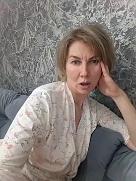 Chatroom XXX en direct de stellahere8