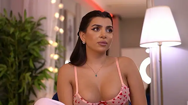 Онлайн чат XXX NicoleCellini