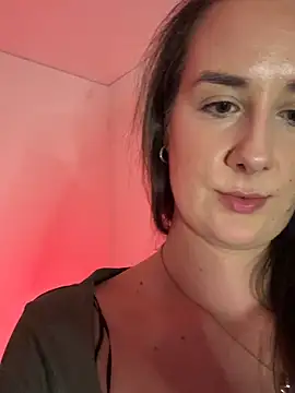 Вебкам-шоу EllaMae