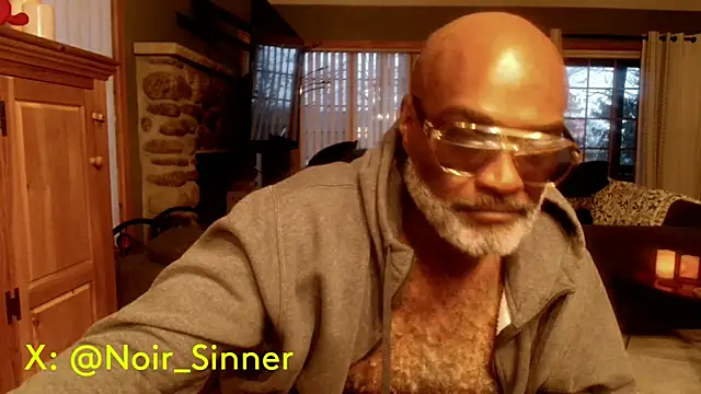 Chat XXX en directo de sinnernoir