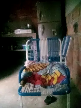 Hot_Veteran_1: διαδικτυακό σόου στην κάμερα