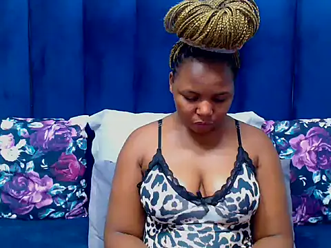 Czat XXX na żywo – HotSmallTits