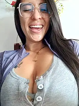 VALERY-03_のライブXXXチャット