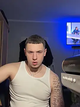 Chatroom XXX en direct de Channingboy