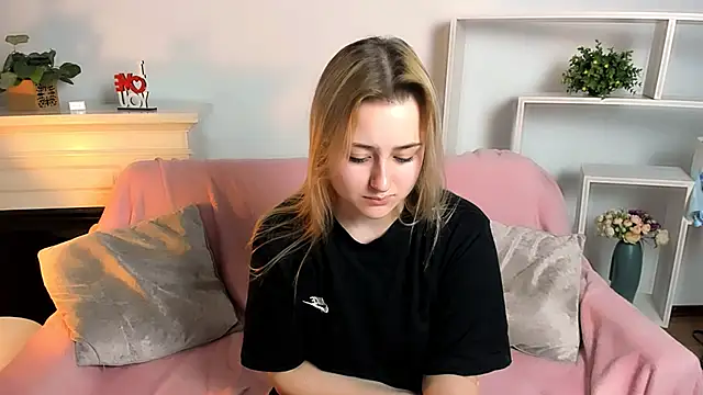 Lulu___Moon Chat XXX in diretta