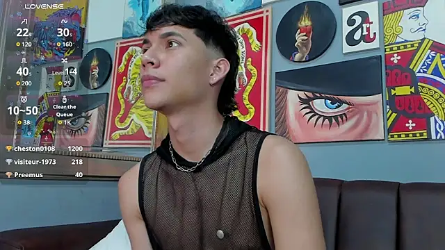 AronTawers: онлайн-секс-чат