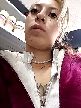 Tefannyy_ webkamerás műsora