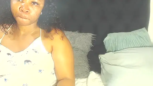 Show de BootyClitQueen na webcam