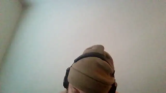 alejandro69420 Show in webcam