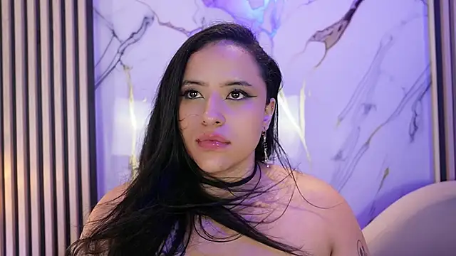 EmmaWalkerr_ live XXX chat