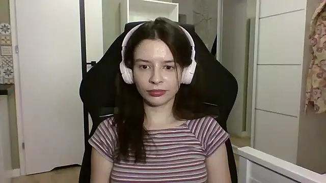 LariceSexyのライブXXXチャット