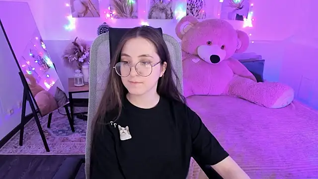 VirtuallVoyant 라이브 XXX 채팅