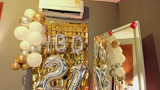 ailann_: απευθείας συνομιλία ΧΧΧ