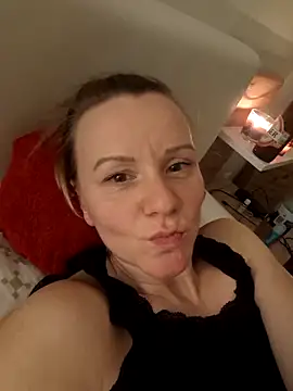 priselvis23 Live XXX-chat