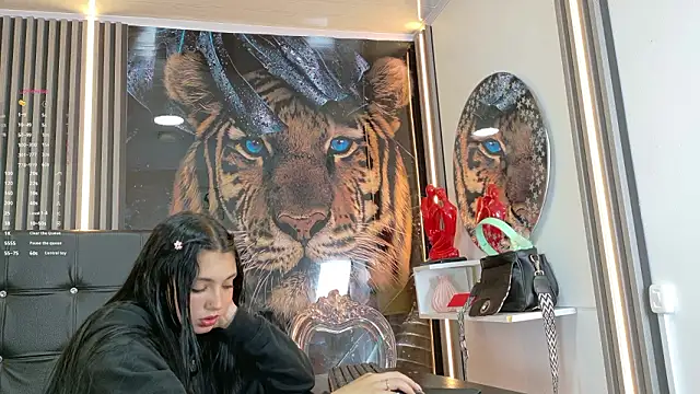 Chat XXX en directo de _ArianaToroo