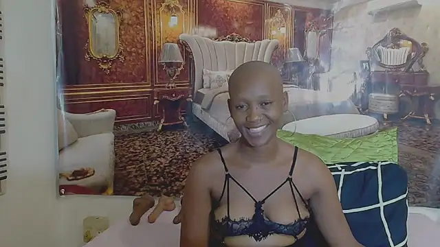 دردشة EbonyOlive69 الجنسية المباشرة