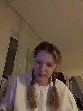 دردشة MaryHiggins الجنسية المباشرة