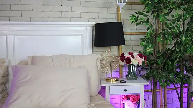 Chat XXX en directo de EmillyBronte