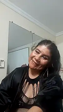 kiraGeiner élő XXX-chatje