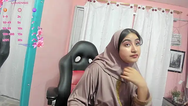 SamiraAwada's Webcam Show