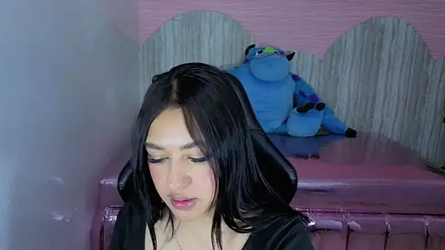 Chat +18 de sofia_brooks_t ao vivo