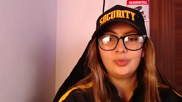 lalawhitteのライブXXXチャット