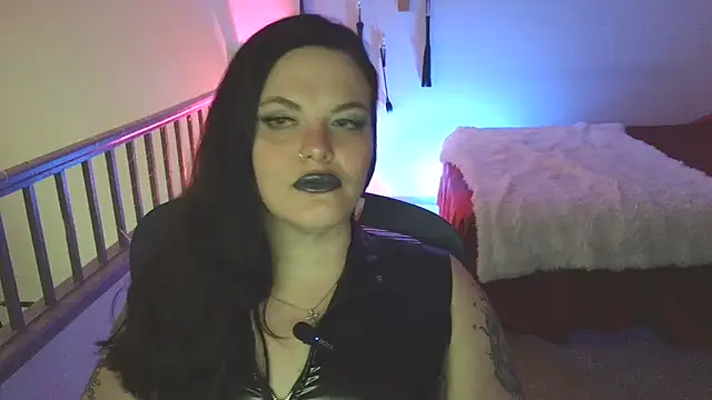 VixieNyx: онлайн-секс-чат