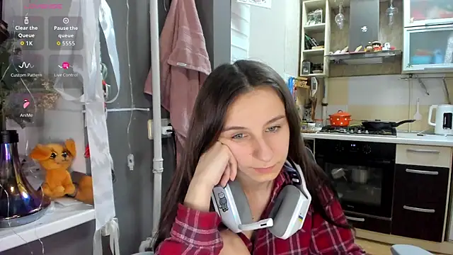 _Nika_KikのライブXXXチャット