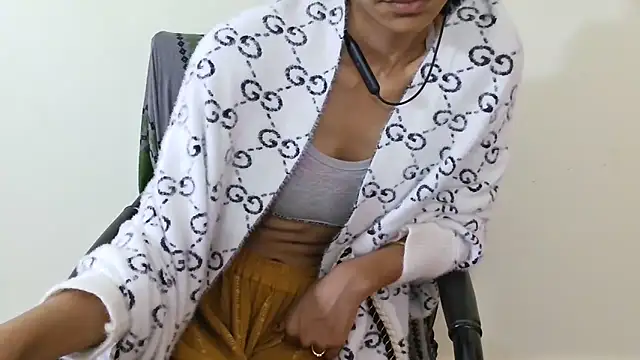 Shiuli_b Live XXX-chat