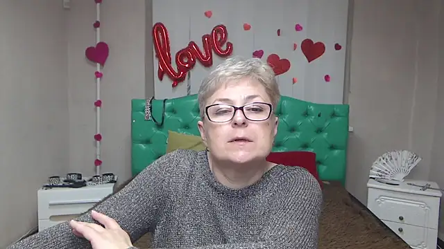 دردشة EmiliaGree الجنسية المباشرة