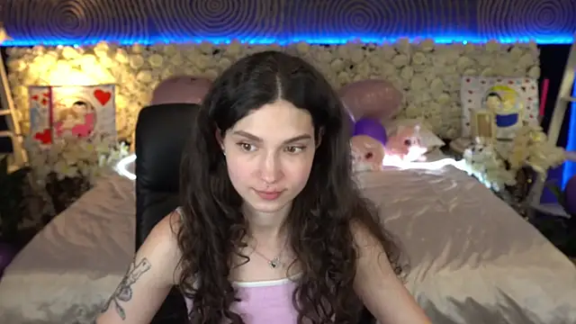 BabyFlowerr's Live XXX Chat