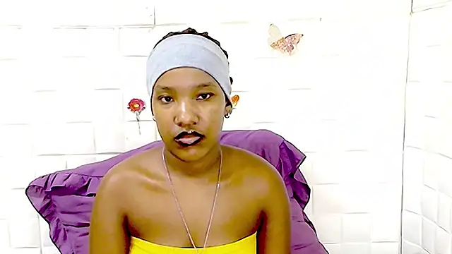 دردشة EroticSexyPrada الجنسية المباشرة