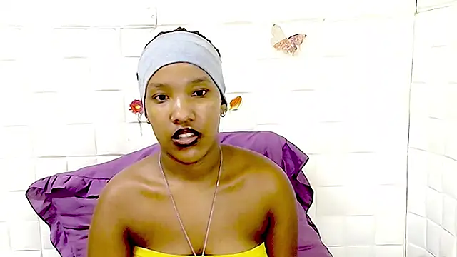 EroticSexyPrada Live XXX-chat