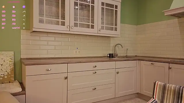 UWU_flower Chat XXX in diretta