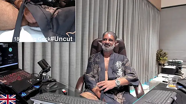 OnlineBossUK live XXX chat