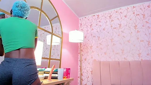 amber-hill Adlı Modelin Canlı XXX Sohbeti