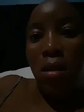 Chat XXX ao vivo de QueenBaexx