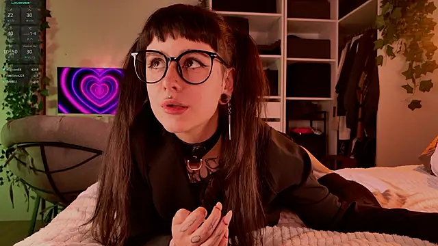 MichaellaMoon Live XXX-Chat