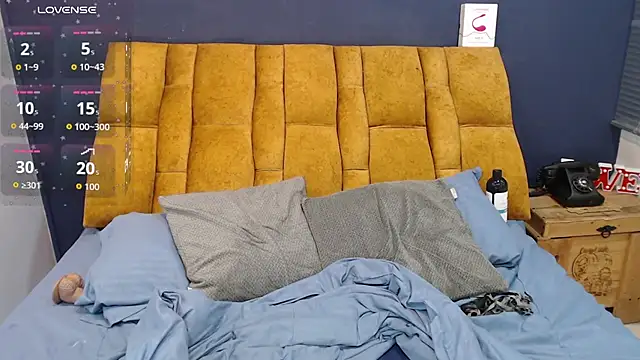 KendraaSimons live XXX chat