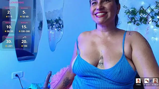 dalia_milf_co élő XXX-chatje