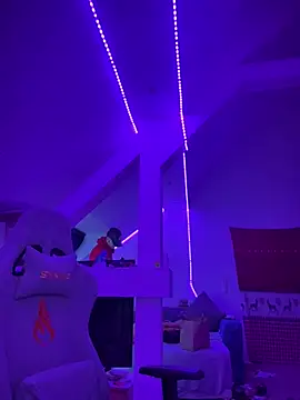 nomercy0807: онлайн-секс-чат