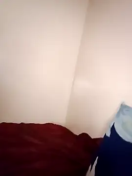 Quenn_squirt_ant_analn Webbikameraesitys